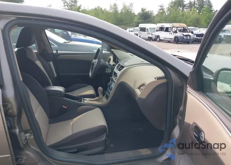 2010 Chevrolet Malibu Ls from USA, damaged, VIN 1G1ZB5EB8AF294117